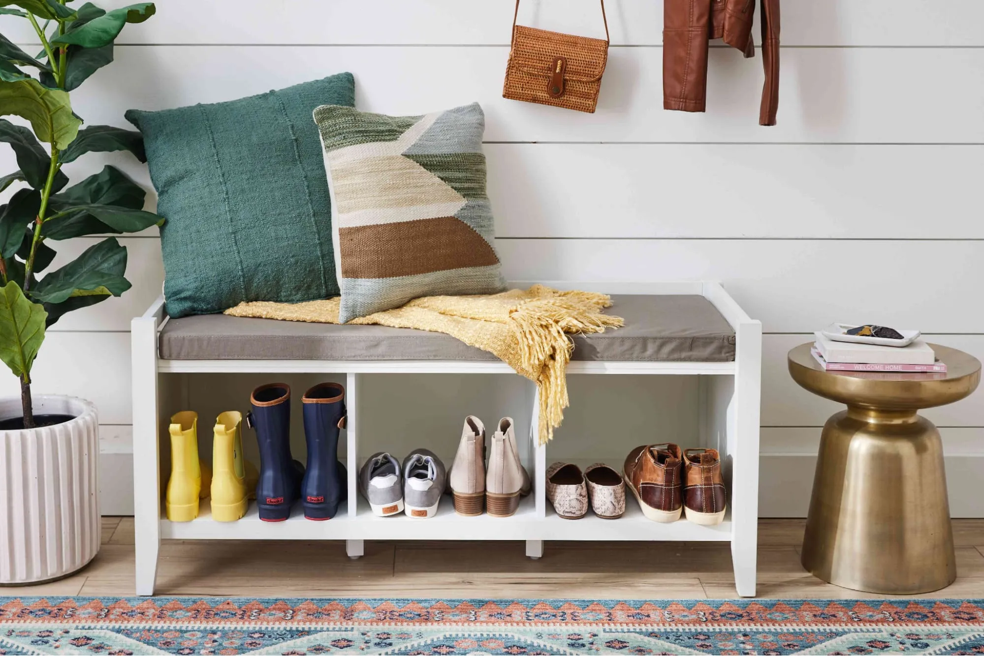 8 meo ve sinh nha cua mua mua giup khong gian luon kho thoang 6jcjIA2ga