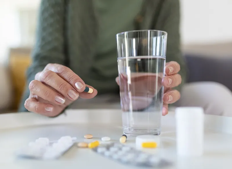 khang sinh la gi tong quan ve co che hoat dong cua khang sinh JopAlUl3z