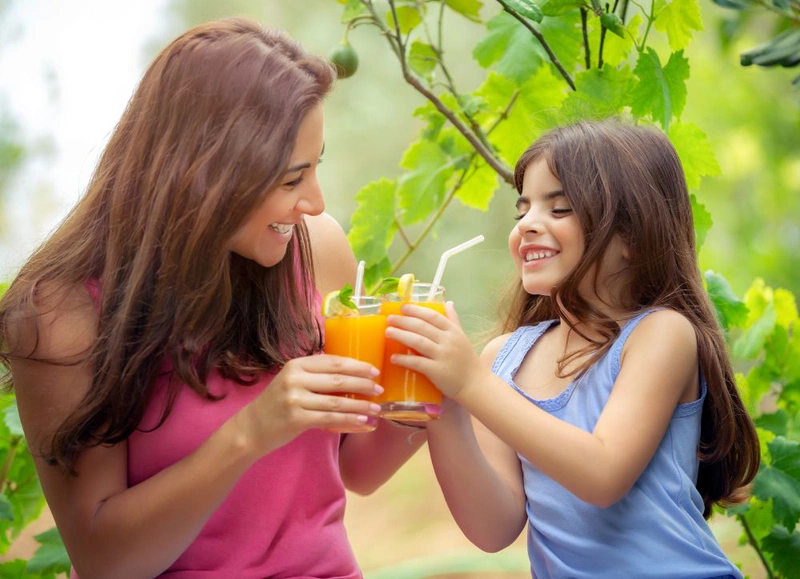 nuoc cam bao nhieu calo uong nuoc cam giup giam can dung hay sai QaS0