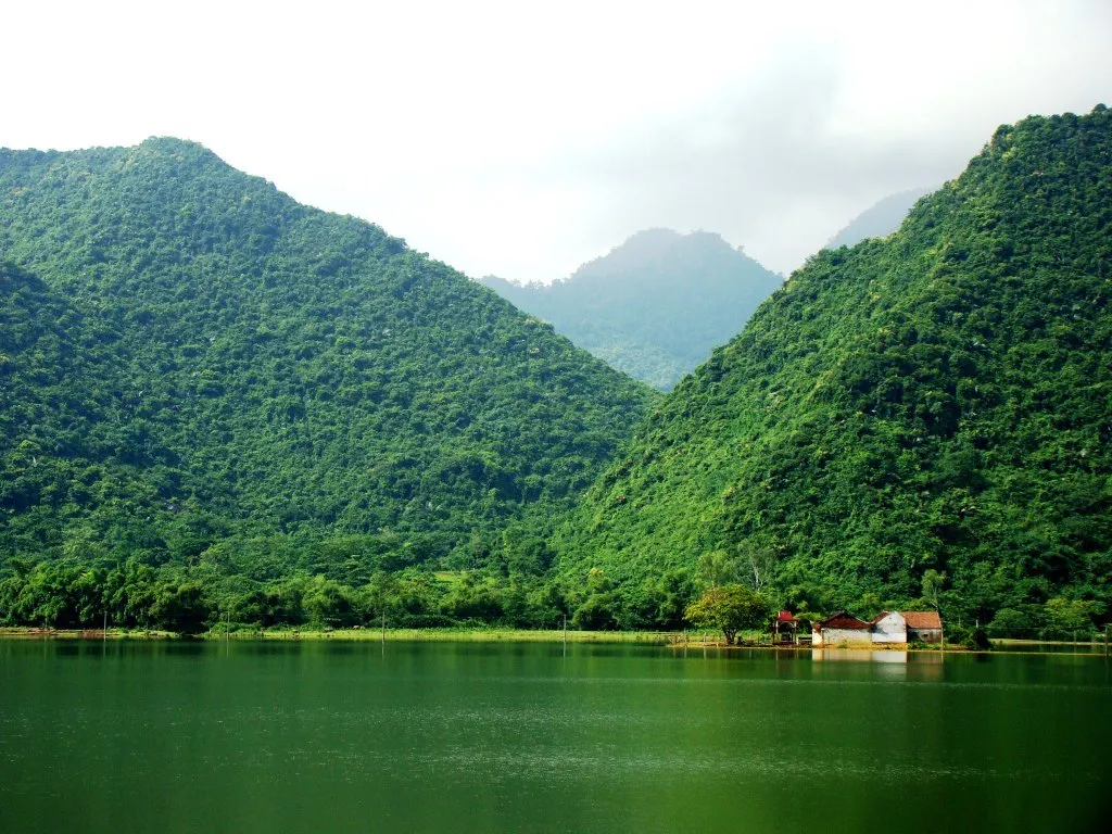 top 30 diem du lich ninh binh hap dan du khach nhat hien nay ZH2ZGn11b