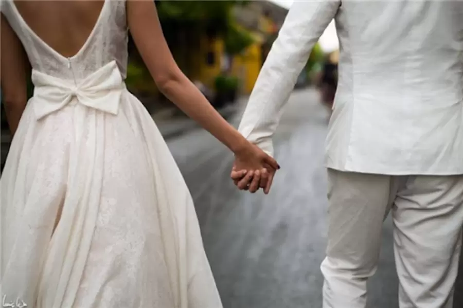 tu a den z ve tuoi hoi tinh cach su nghiep tai van va so menh qoUE