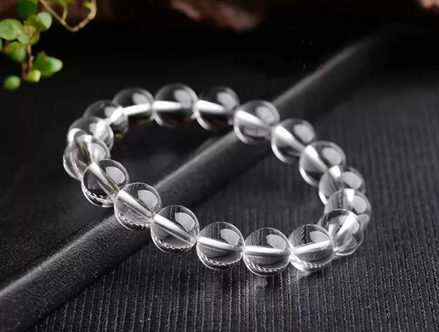 tuoi giap ty nam 1984 thuoc menh gi hop mau gi tuoi con gi RyFV