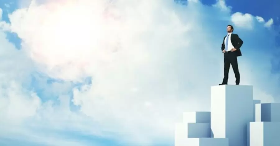 tuoi nham tuat sinh nam 1982 tu vi tron doi nam nu mang moi nhat M2wA