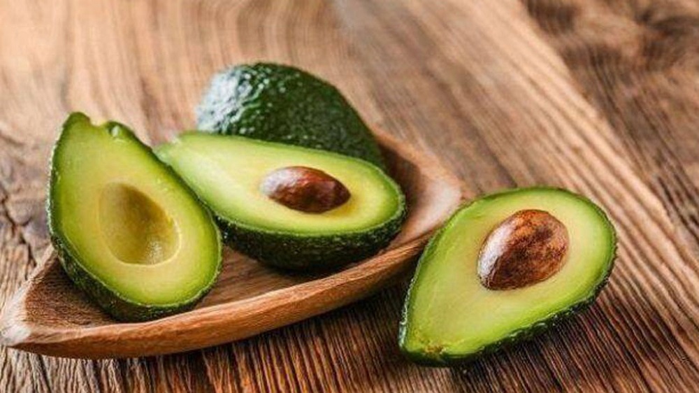 Quả bơ chứa rất nhiều dưỡng chất lutein