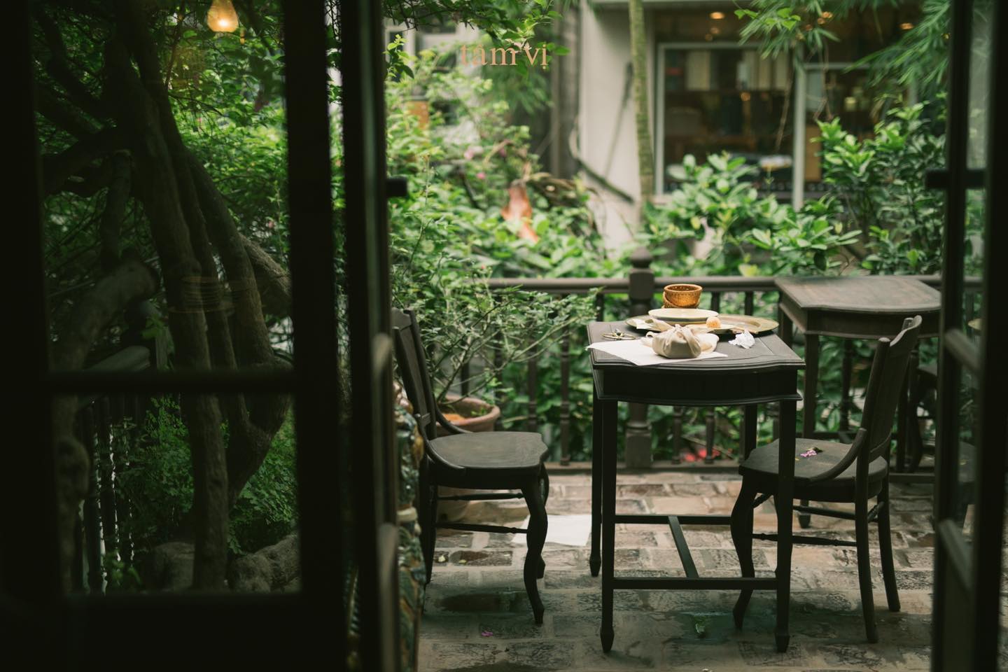 Không gian bên trong Tầm Vị