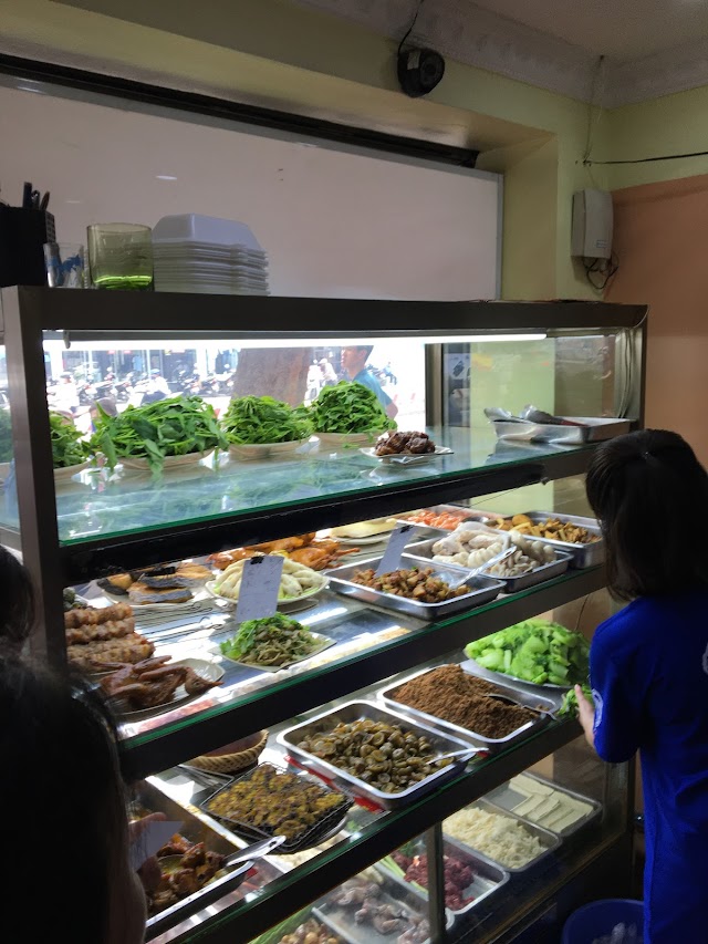 an ngon ha noi com nieu to uyen 3 1