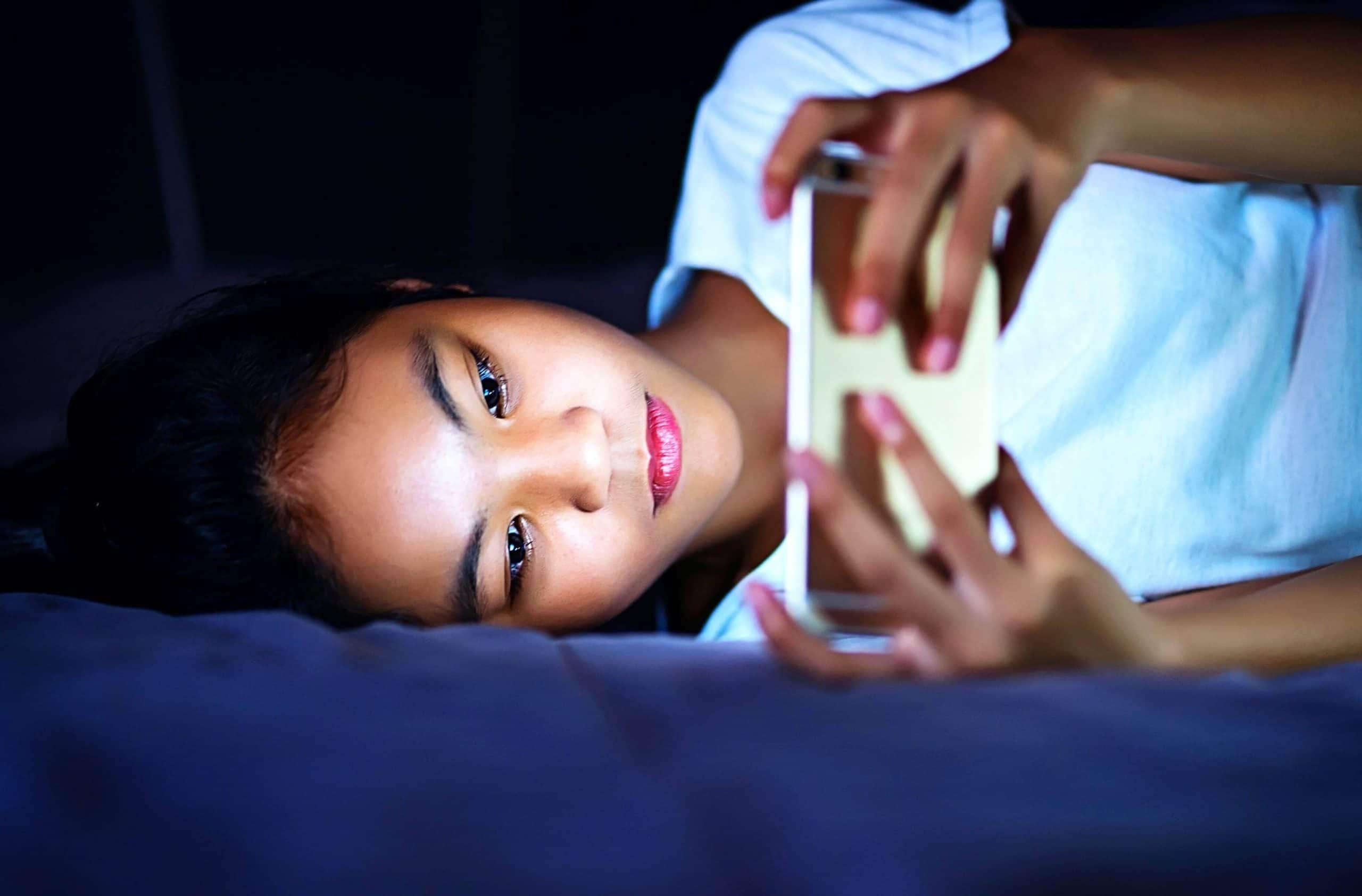 hạn chế sử dụng thiết bị điện tử