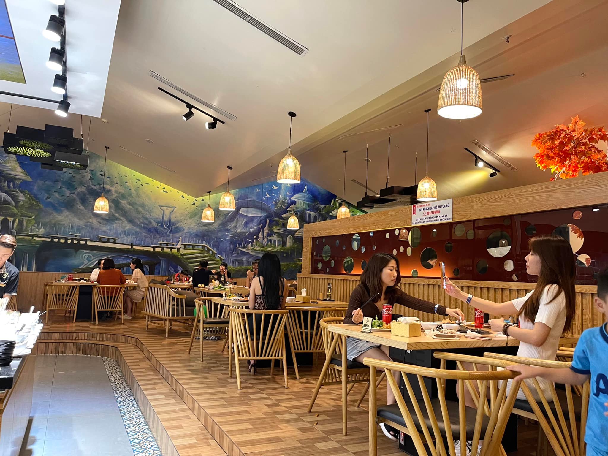 Nhà Hàng Buffet Hải Sản Tiến Quý Hạ Long Nhà Hàng Buffet Hải Sản Tiến Quý Hạ Long