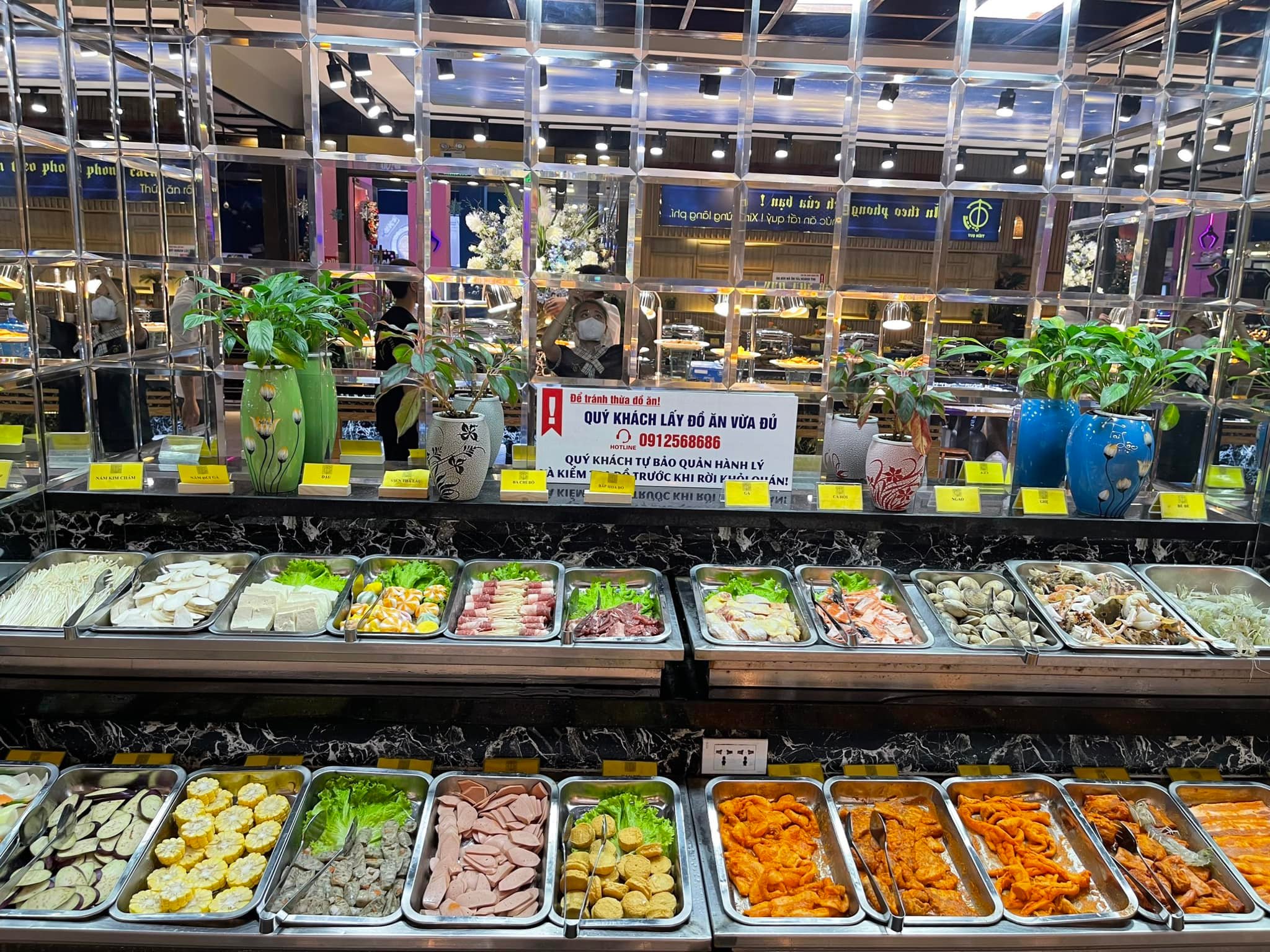 Nhà Hàng Buffet Hải Sản Tiến Quý Hạ Long 01 Nhà Hàng Buffet Hải Sản Tiến Quý Hạ Long 01