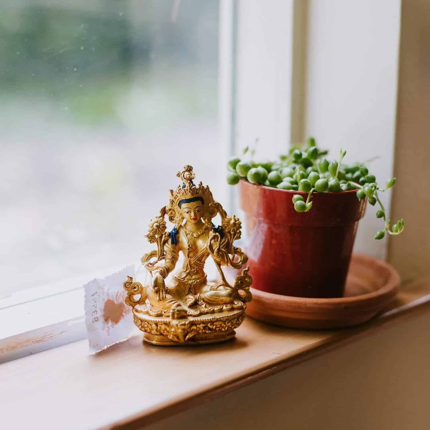 đặt tượng phật trong phòng ngủ