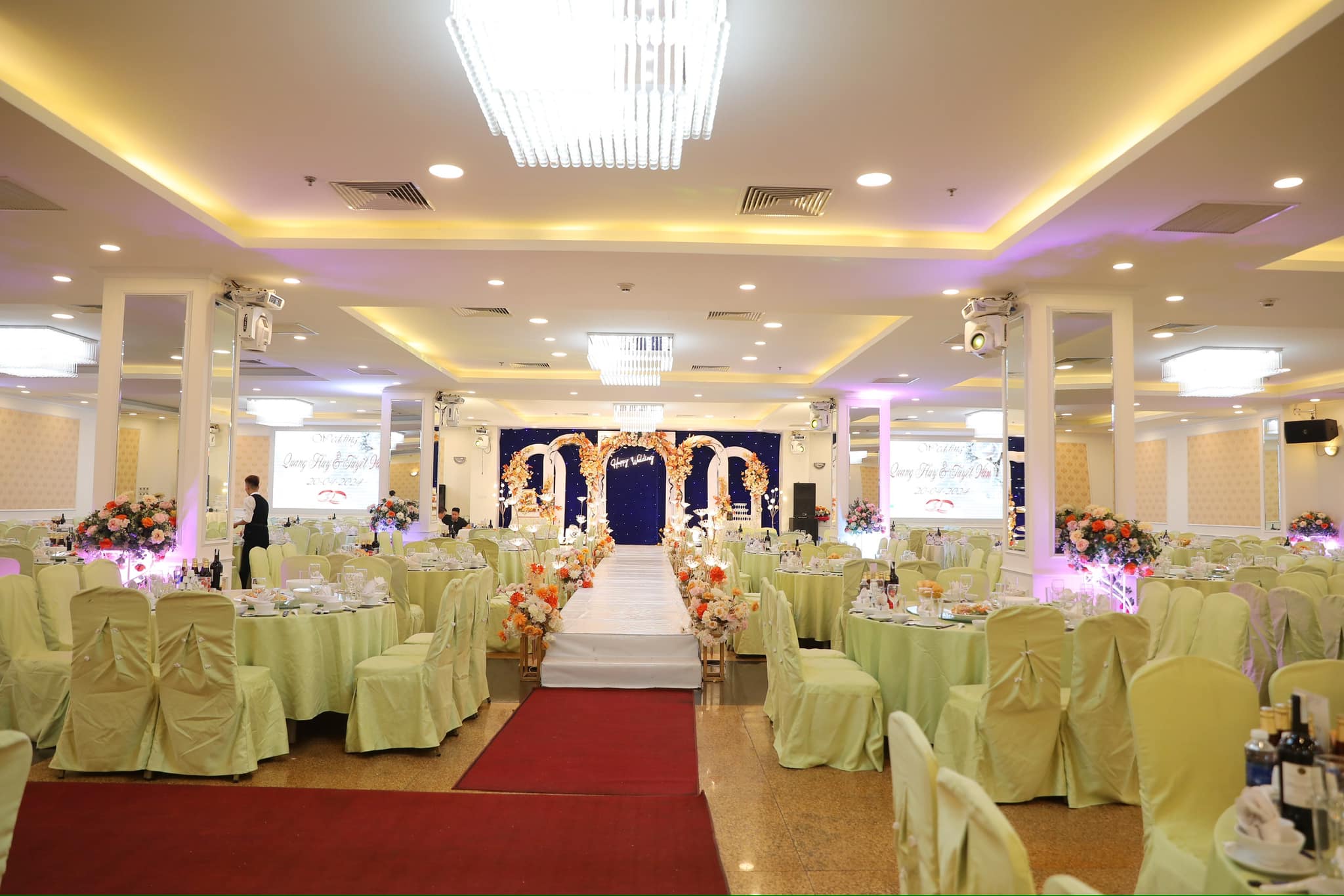 Tổ chức tiệc cuối năm ở đâu tại Hà Nội