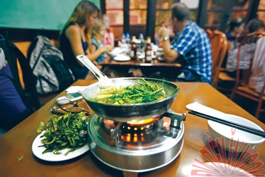 món ăn tại hà nội chả cá lã vọng