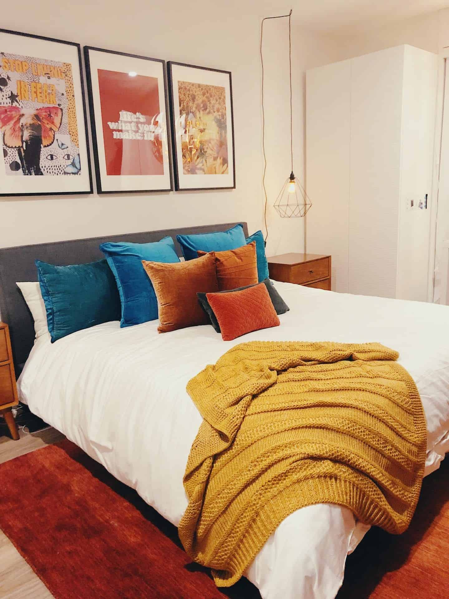 phong cách trang trí nội thất phòng ngủ retro