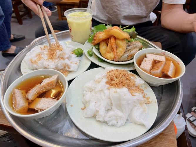 quan an ngon ha noi banh cuon ba hoanh 5