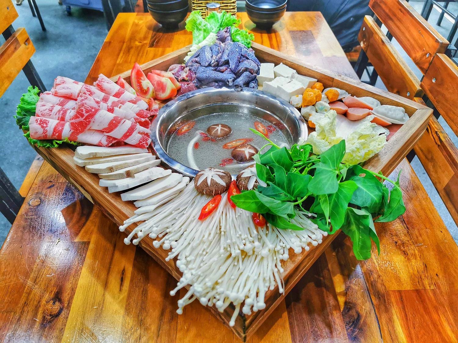 Nhà hàng lẩu - nướng ở Sầm Sơn