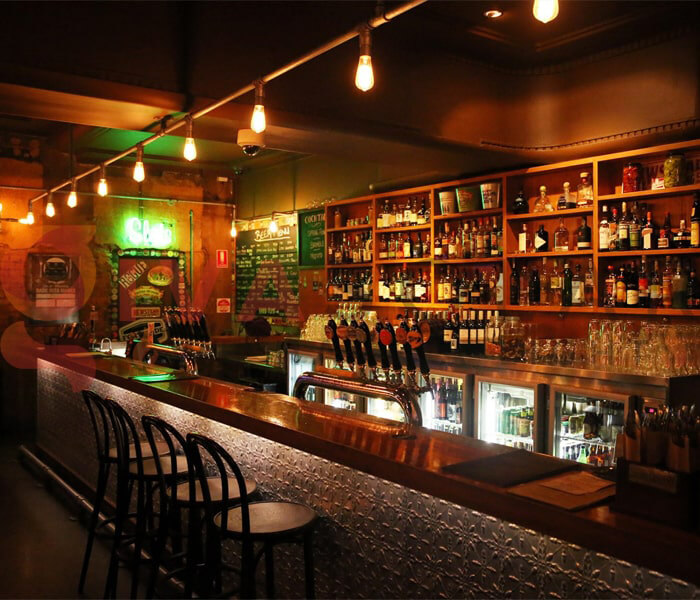 Chú trọng khu vực quầy bar