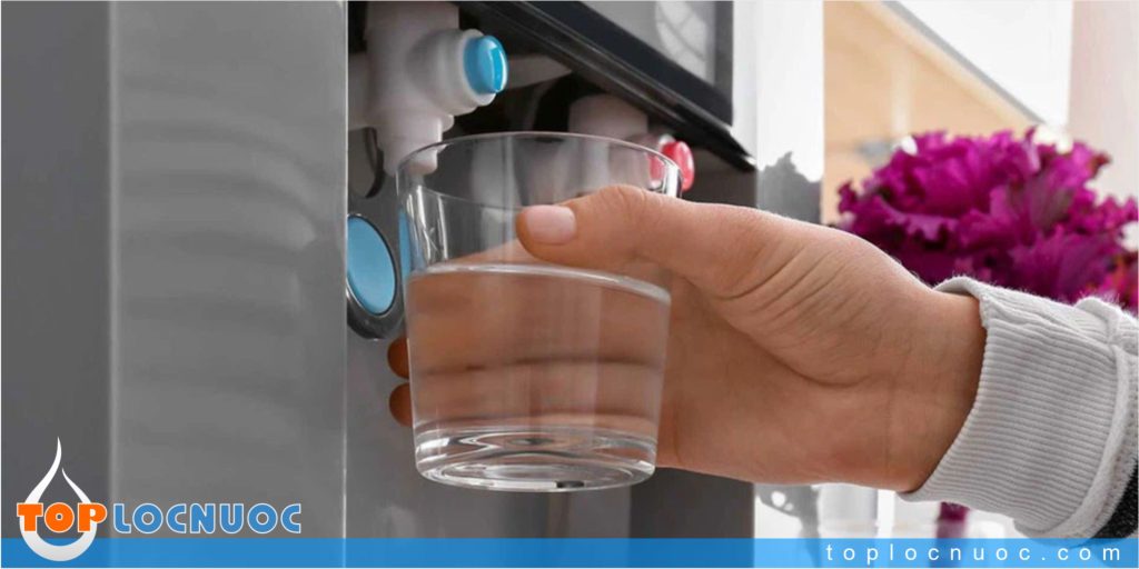 Có nên uống nước trực tiếp từ Máy lọc nước nóng lạnh không?
