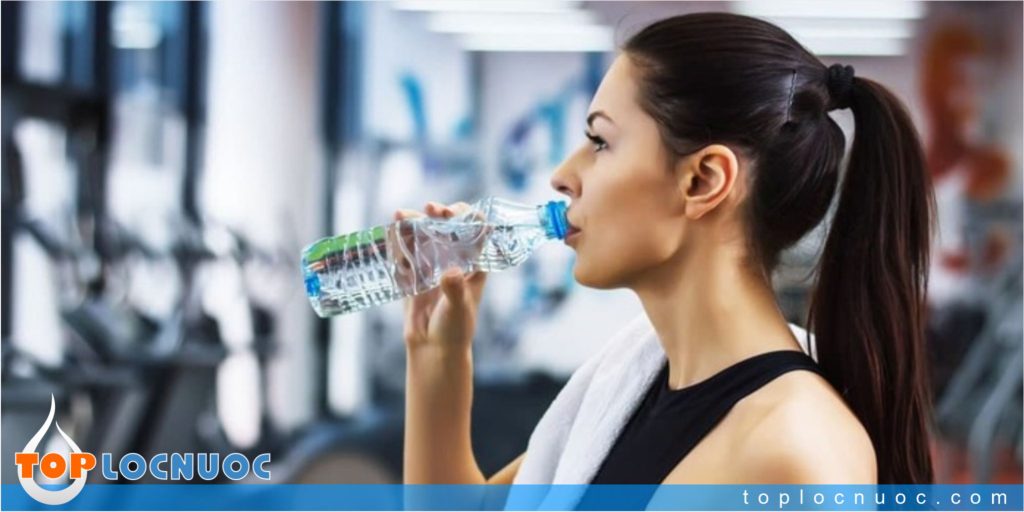 Giải đáp thắc mắc thường gặp về Nước đóng chai, Nước khoáng, Nước suối