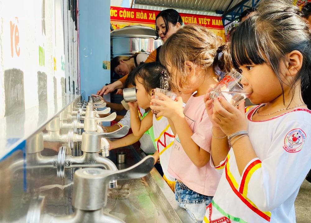 Hệ thống lọc nước công nghiệp cho Trường mầm non cần lưu ý gì?