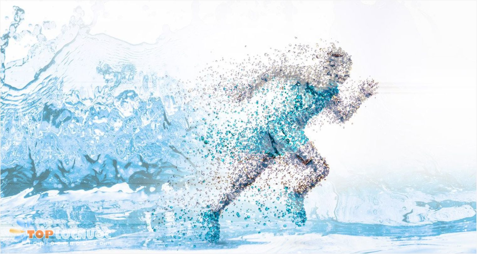 Người chơi thể thao nên uống nước thế nào cho đúng?