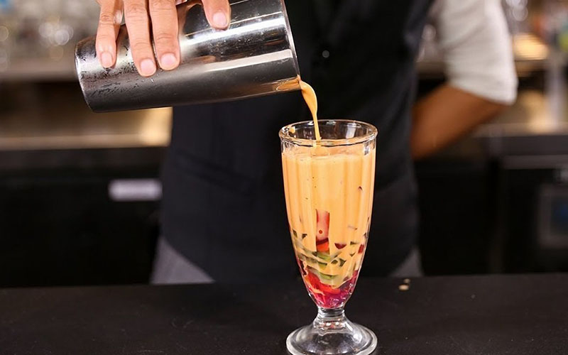 Pha chế sinh tố giải nhiệt ngày nóng cùng nước điện giải