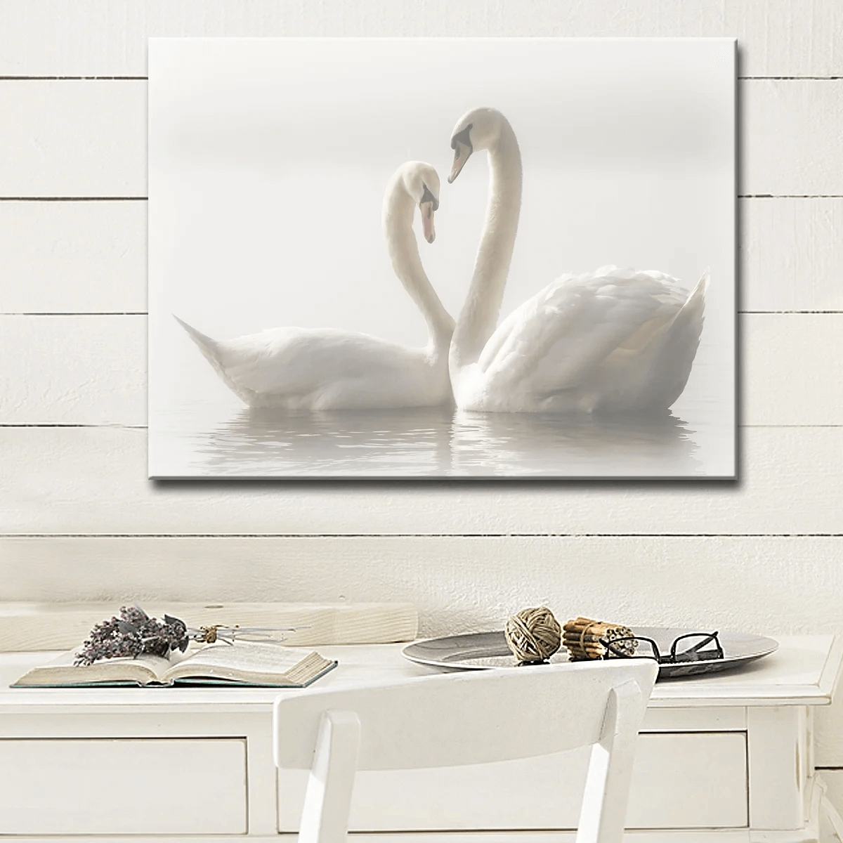 Tranh treo phòng ngủ mệnh Thủy