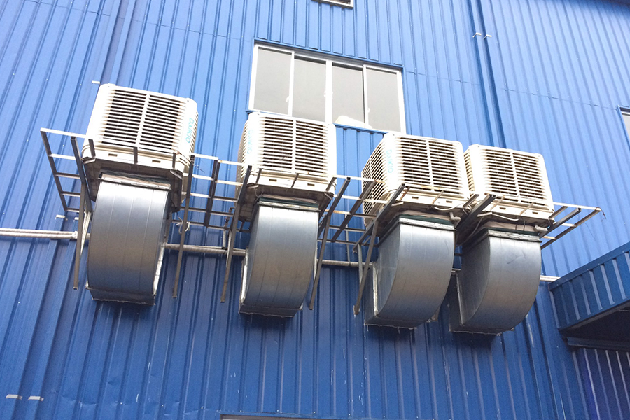 Nên sử dụng hệ thống làm mát tự nhiên hay làm mát công nghiệp?