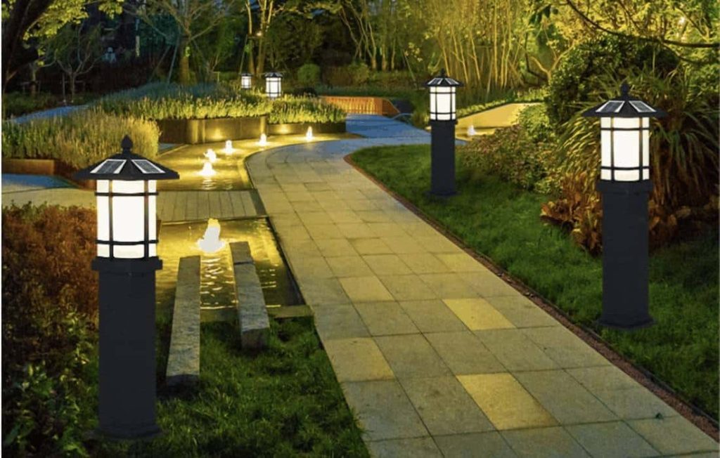 Top 4 ý tưởng trang trí sân vườn với đèn năng lượng mặt trời cực đẹp