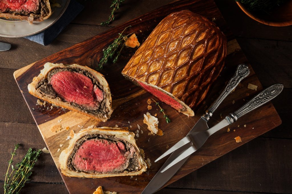 Các nhà hàng 5 sao ở Hà Nội có phục vụ Beef Wellington