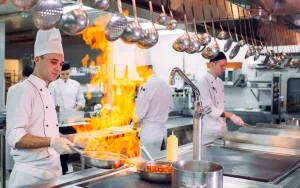 6 Bí quyết quản lý bếp Nhà hàng hiệu quả mùa cao điểm