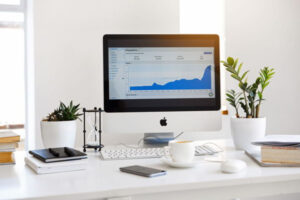 Trên bàn làm việc tuyệt đối không nên để những món đồ này