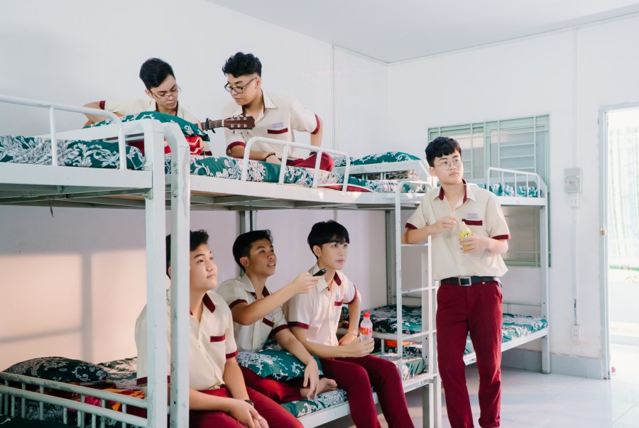 Trường nội trú là gì? Có nên cho trẻ học trường nội trú?