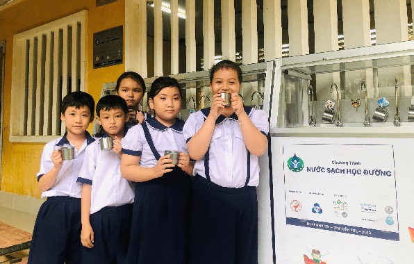 Báo động chất lượng nước ăn uống ở các trường học