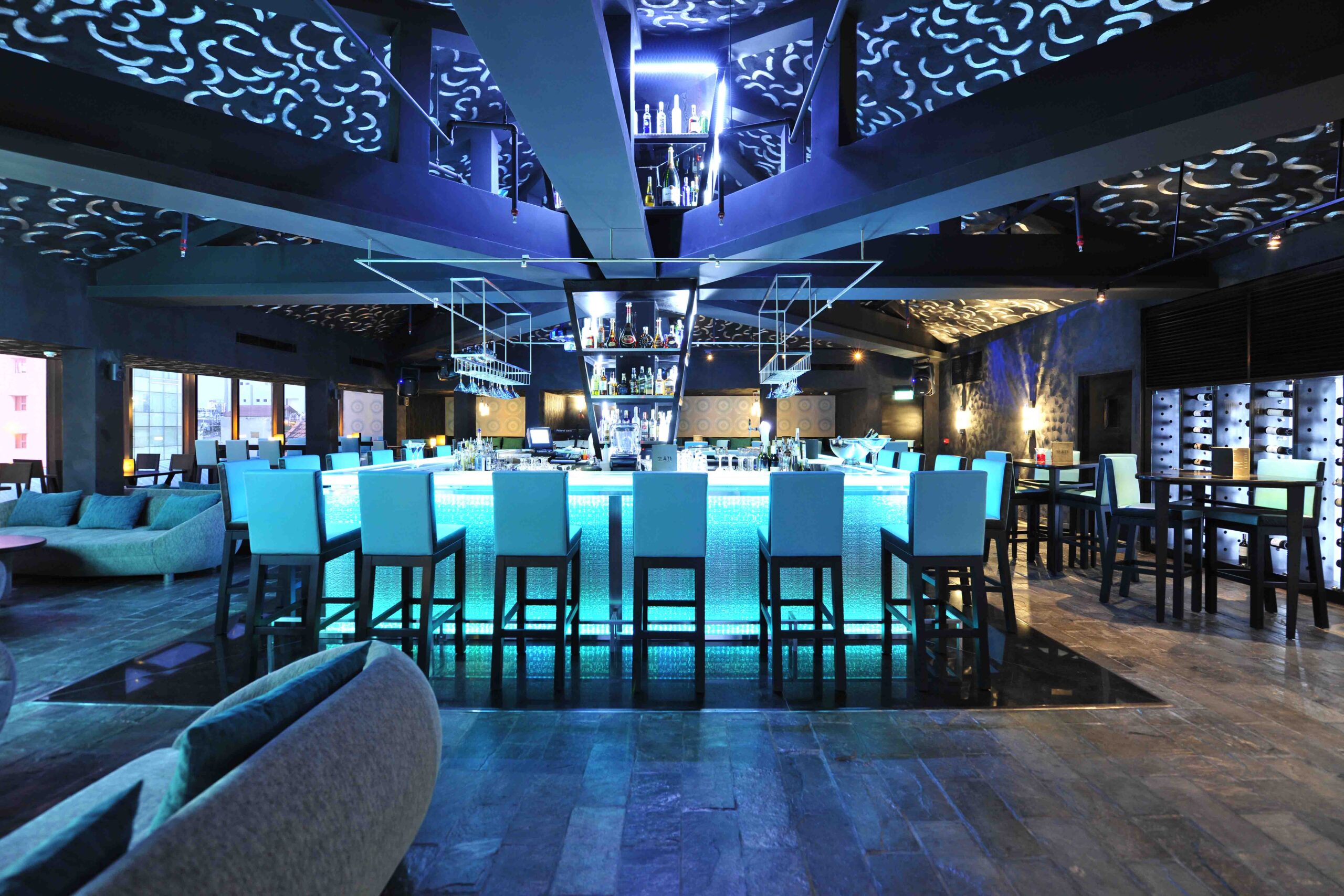 Đánh giá máy lọc nước RO cho quán Bar: Hiệu suất và độ bền