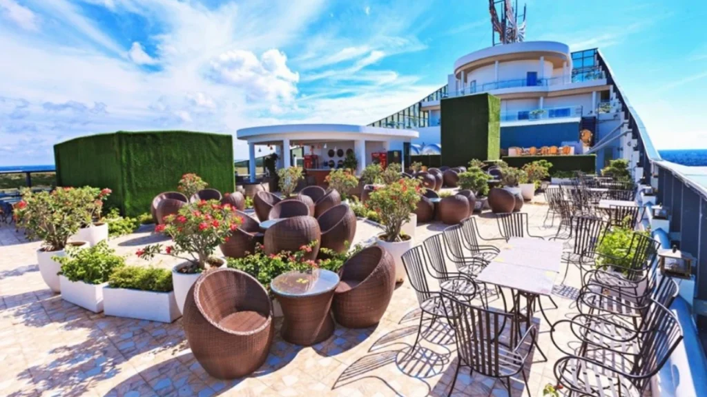 Giải pháp tiết kiệm cho quán cafe: Lắp máy lọc nước thay thế nước đóng chai